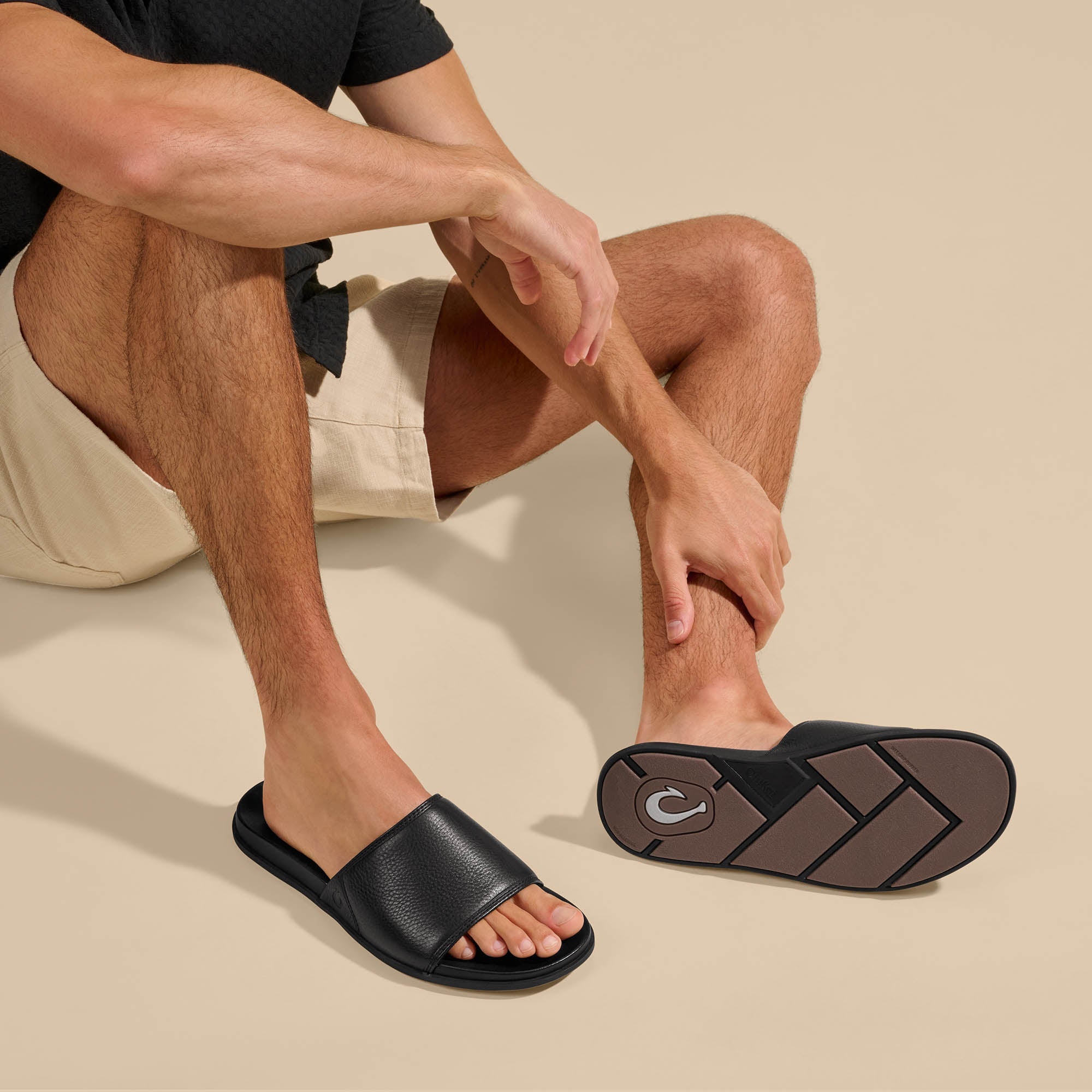 ‘Ōlali Slide - Black / Black