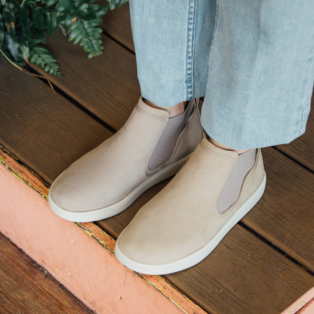 Pehuea Mid  -  Taupe Grey / Taupe Grey