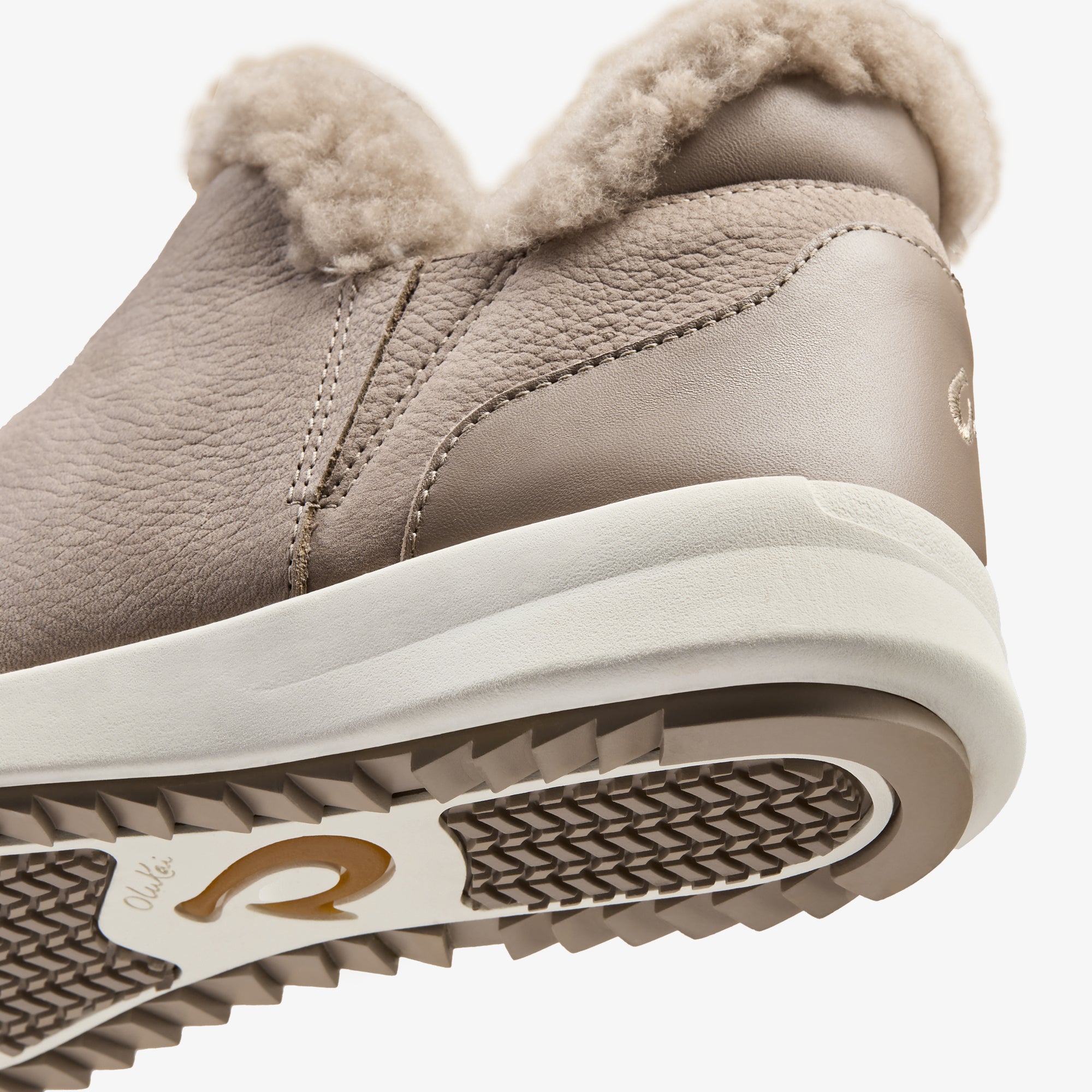 Kāmau  -  Taupe Grey / Taupe Grey